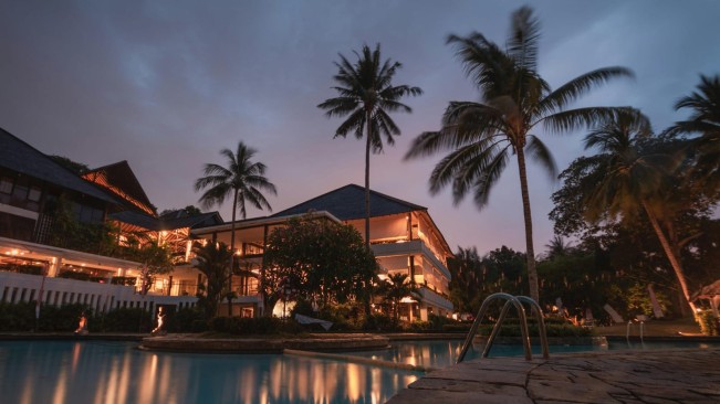 Ilustrasi hotel di Berastagi dengan keindahan alam. [Pexels]